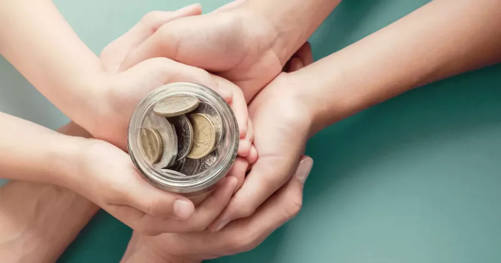 10 Payday Loan Benefits Helping Hands Holding Jar of Change Social Share